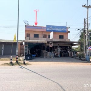 04 Commercial Building