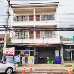 04 Commercial Building