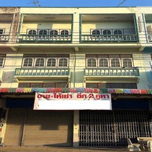 04 Commercial Building