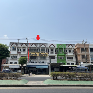 04 Commercial Building