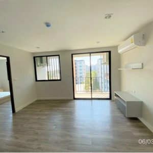 05 Condominium