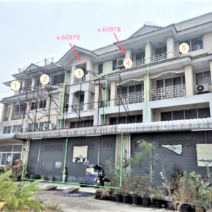 04 Commercial Building