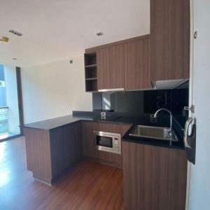 05 Condominium