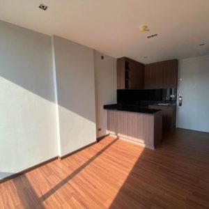 05 Condominium