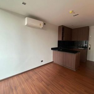 05 Condominium