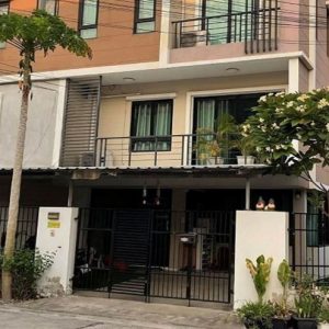 03 Townhouse
