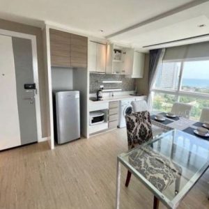 05 Condominium