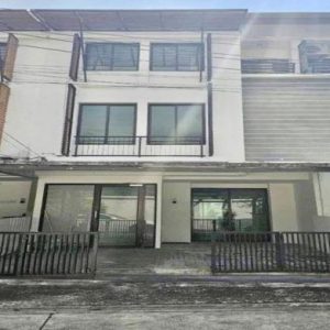 03 Townhouse