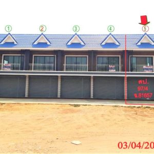 04 Commercial Building