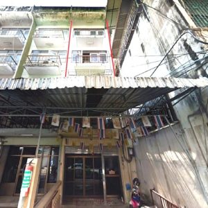 04 Commercial Building