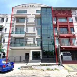 04 Commercial Building