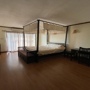 05 Condominium