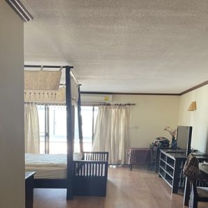 05 Condominium