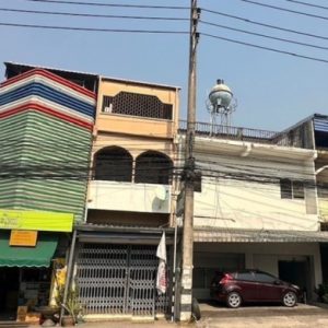 04 Commercial Building