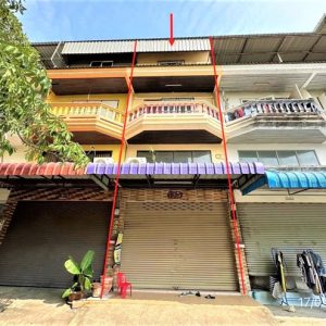 04 Commercial Building