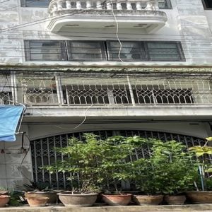 04 Commercial Building