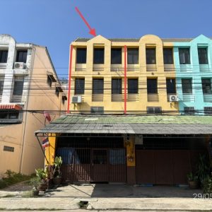 04 Commercial Building
