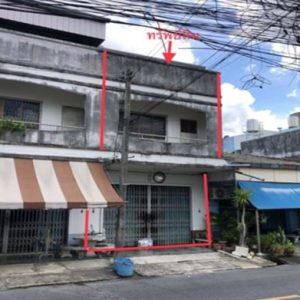 04 Commercial Building