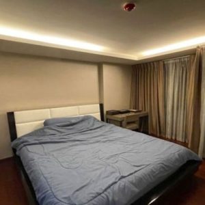 05 Condominium