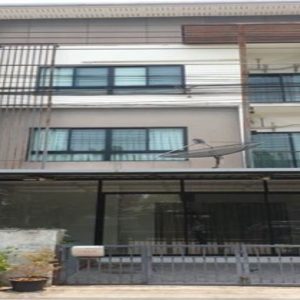 03 Townhouse