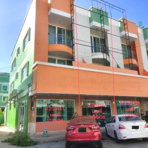 04 Commercial Building