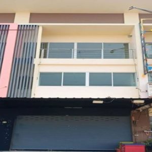 04 Commercial Building