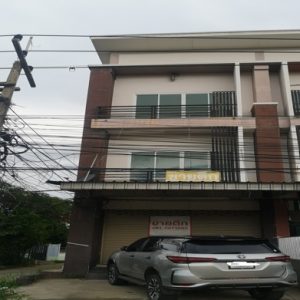 04 Commercial Building