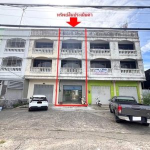 04 Commercial Building