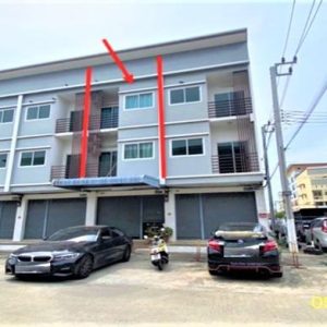 04 Commercial Building