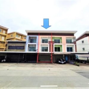 04 Commercial Building