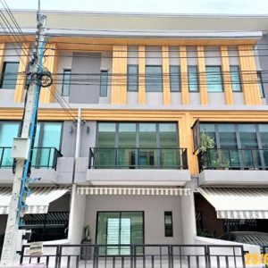 03 Townhouse