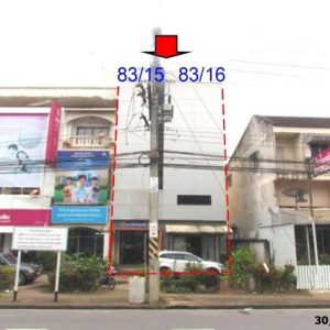 04 Commercial Building