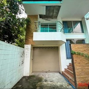 03 Townhouse