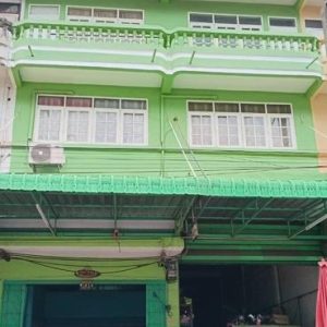 04 Commercial Building