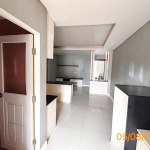 05 Condominium