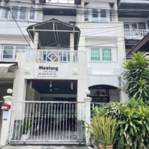 03 Townhouse