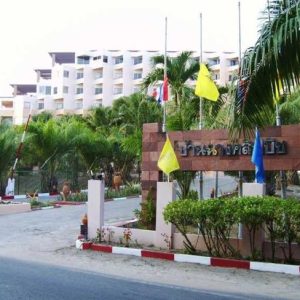 05 Condominium