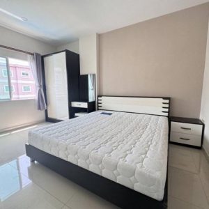 05 Condominium