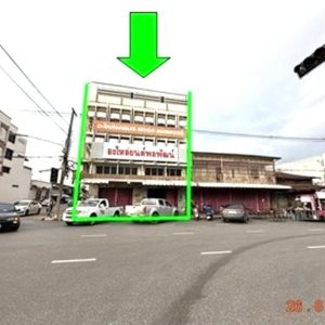 04 Commercial Building