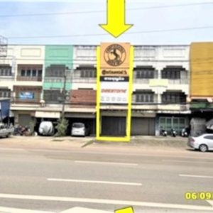 04 Commercial Building