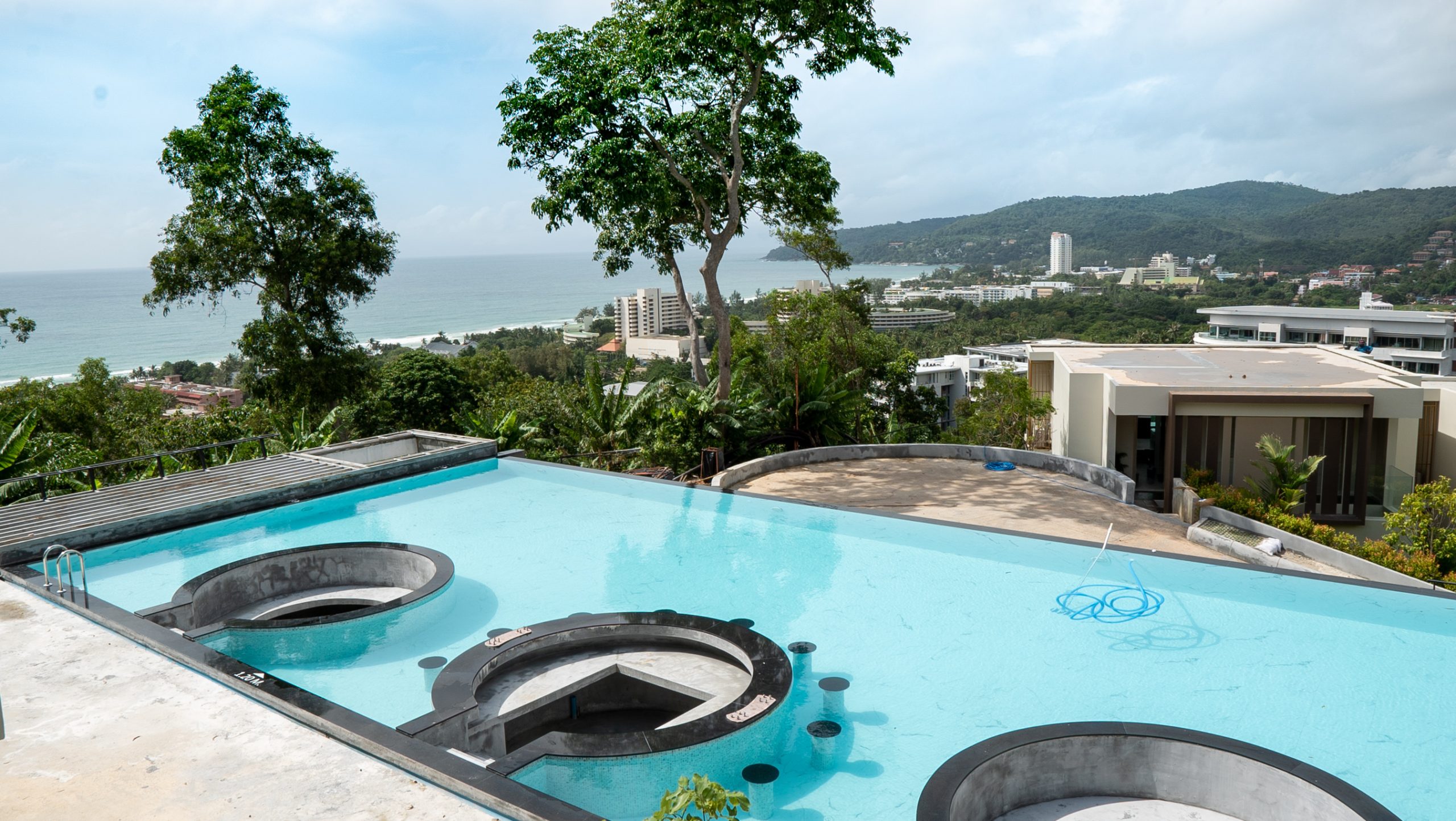 DSC04225 Utopia Karon _photo