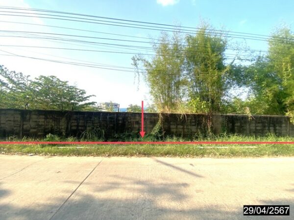 01 Land is empty. _photo