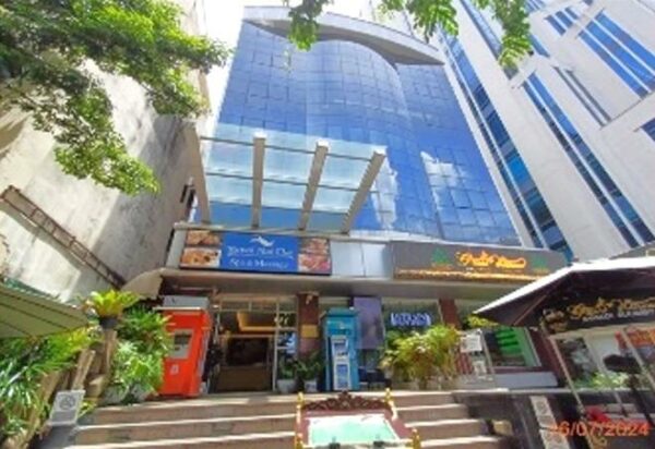 10 office buildings _photo