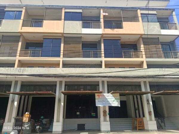 04 Commercial Building _photo