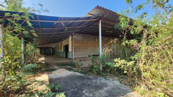 12 warehouses _photo