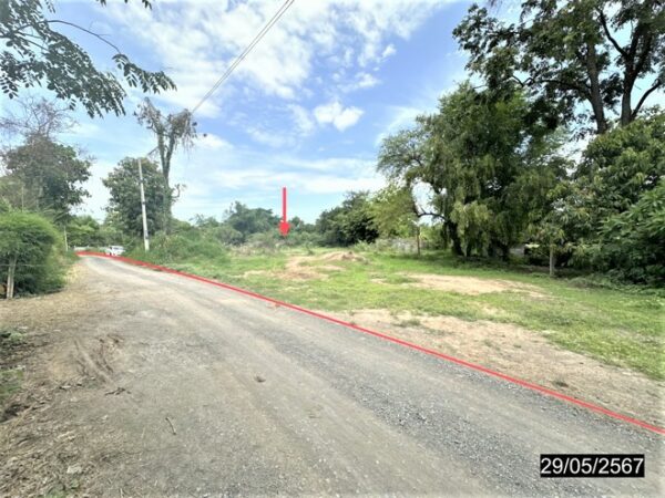 01 Land is empty. _photo
