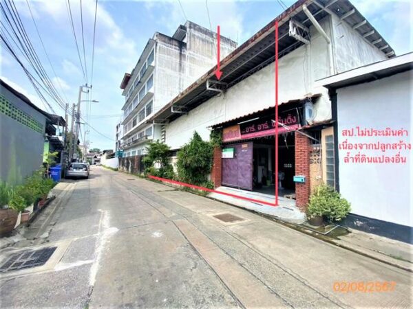 12 warehouses _photo