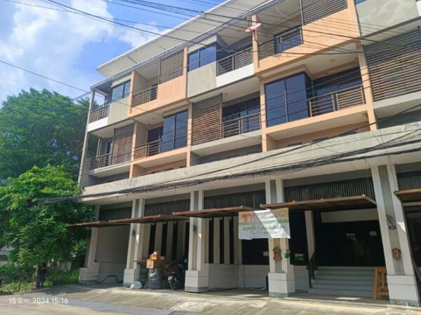04 Commercial Building _photo