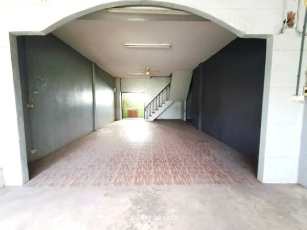 04 Commercial Building _photo