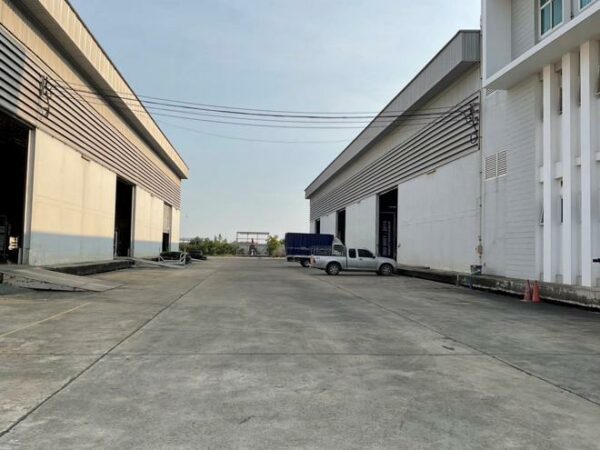 09 Factory Building _photo
